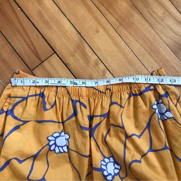 Top and short set - Picture 9 of 10